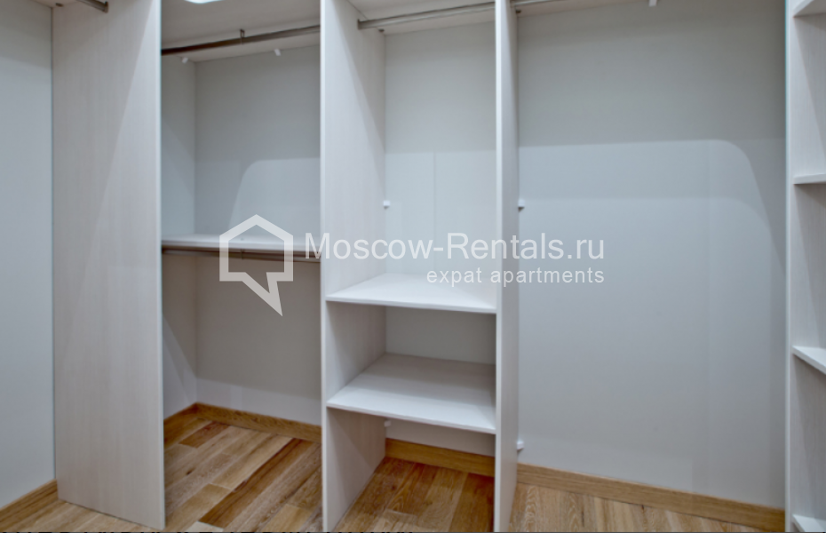 Photo #14 5-room (4 BR) apartment for <a href="http://moscow-rentals.ru/en/articles/long-term-rent" target="_blank">a long-term</a> rent
 in Russia, Moscow, Kazarmennyi lane, 3