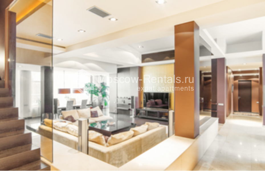 Фото №3 5-комн. кв. в аренду на длительный срок в Россия, Москва, Островной проезд, 6