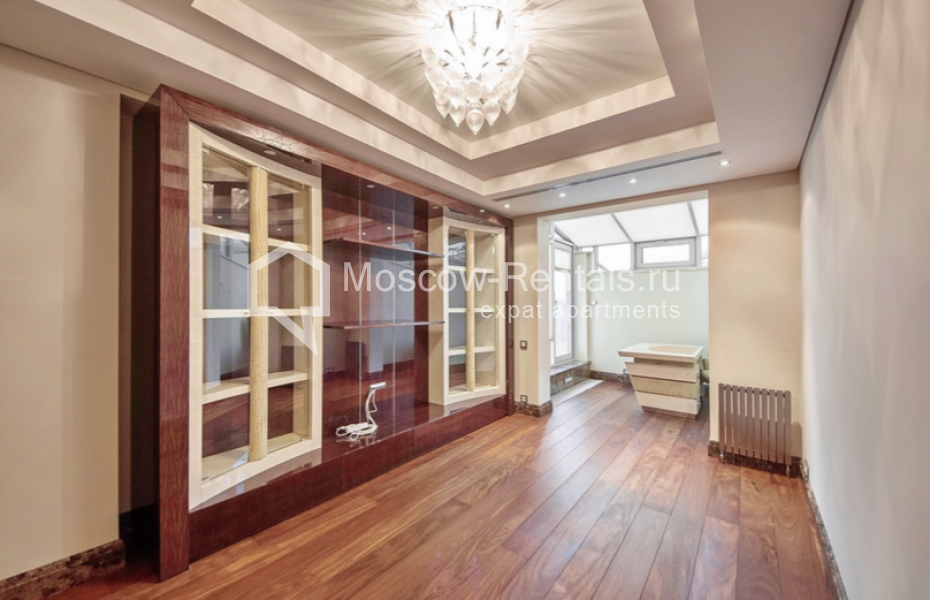 Фото №13 5-комн. кв. в аренду на длительный срок в Россия, Москва, Островной проезд, 8