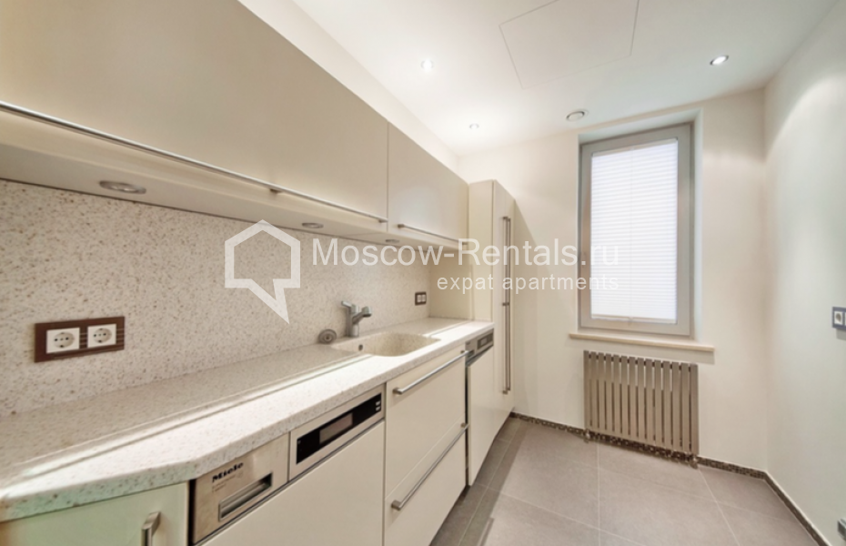 Фото №5 5-комн. кв. в аренду на длительный срок в Россия, Москва, Островной проезд, 8