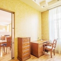 Photo #2 4-room (3 BR) apartment for <a href="http://moscow-rentals.ru/en/articles/long-term-rent" target="_blank">a long-term</a> rent
 in Russia, Moscow, Serafimovicha str, 2