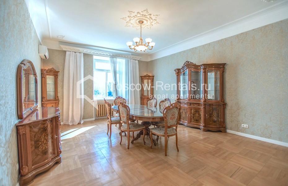 Photo #1 3-room (2 BR) apartment for <a href="http://moscow-rentals.ru/en/articles/long-term-rent" target="_blank">a long-term</a> rent
 in Russia, Moscow, Tarasa Shevchenko emb, 1
