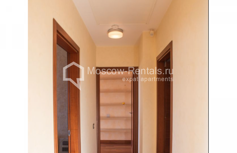 Photo #14 4-room (3 BR) apartment for <a href="http://moscow-rentals.ru/en/articles/long-term-rent" target="_blank">a long-term</a> rent
 in Russia, Moscow, Garibaldi str, 15