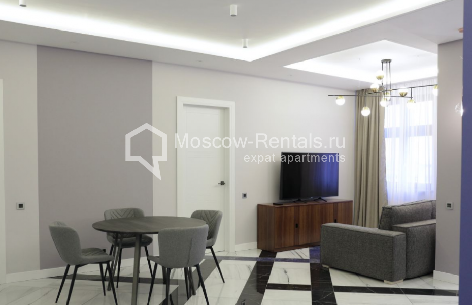 Photo #1 4-room (3 BR) apartment for <a href="http://moscow-rentals.ru/en/articles/long-term-rent" target="_blank">a long-term</a> rent
 in Russia, Moscow, Serpukhovskyi val, 21к2
