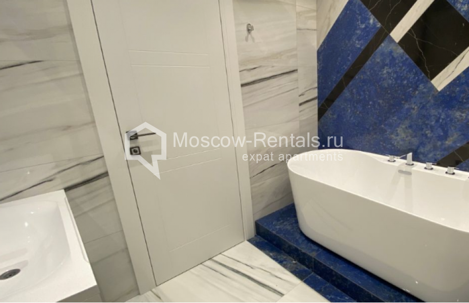 Photo #16 4-room (3 BR) apartment for <a href="http://moscow-rentals.ru/en/articles/long-term-rent" target="_blank">a long-term</a> rent
 in Russia, Moscow, Serpukhovskyi val, 21к2