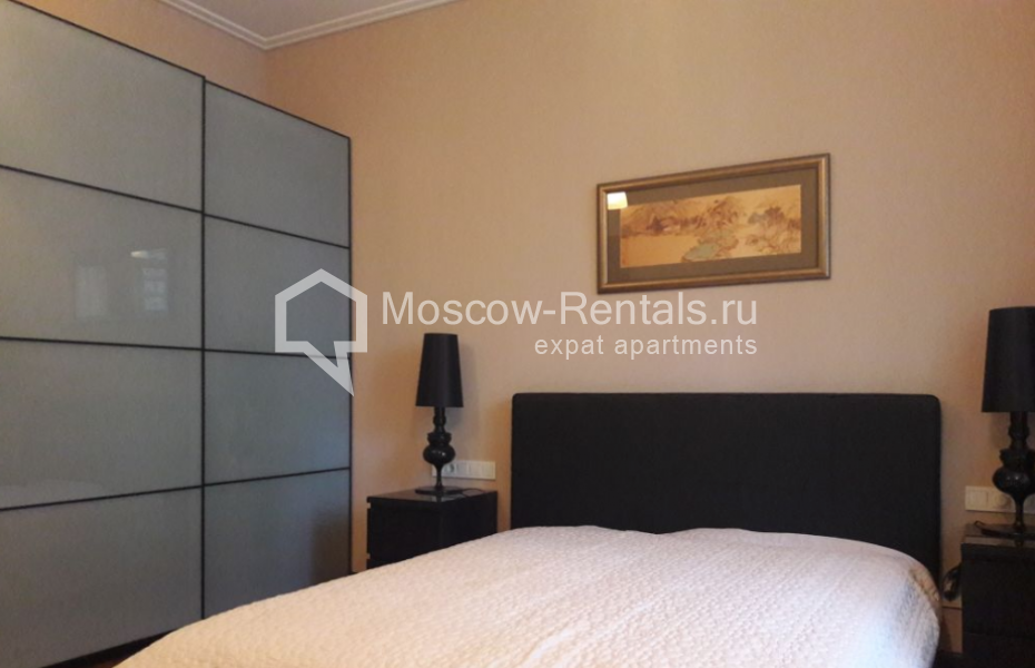 Photo #4 4-room (3 BR) apartment for <a href="http://moscow-rentals.ru/en/articles/long-term-rent" target="_blank">a long-term</a> rent
 in Russia, Moscow, Lomonosovskyi prosp, 25к3
