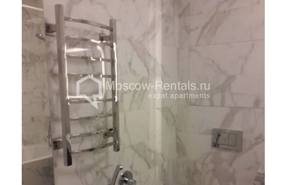 Photo #11 4-room (3 BR) apartment for <a href="http://moscow-rentals.ru/en/articles/long-term-rent" target="_blank">a long-term</a> rent
 in Russia, Moscow, Lomonosovskyi prosp, 25к3