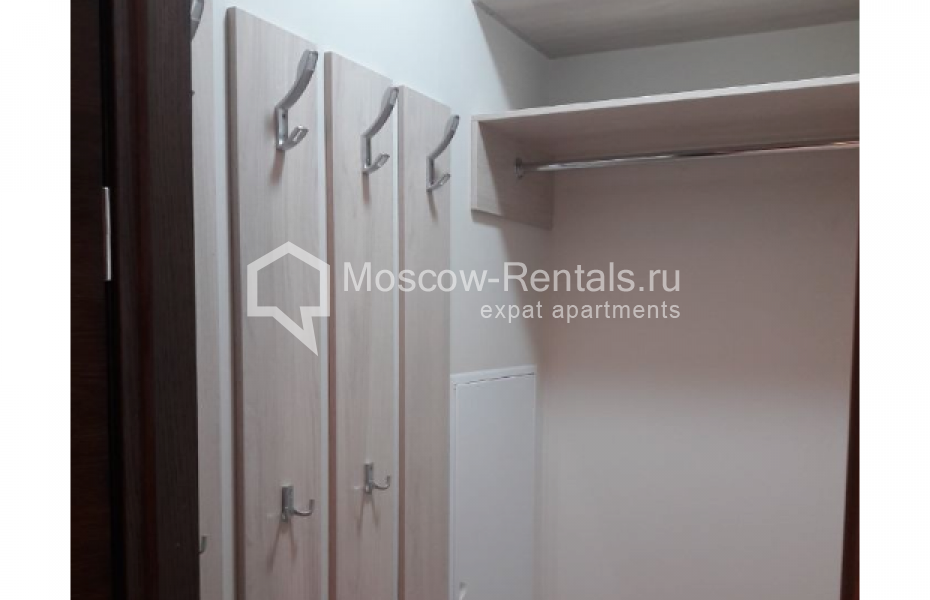 Photo #13 4-room (3 BR) apartment for <a href="http://moscow-rentals.ru/en/articles/long-term-rent" target="_blank">a long-term</a> rent
 in Russia, Moscow, Lomonosovskyi prosp, 25к3