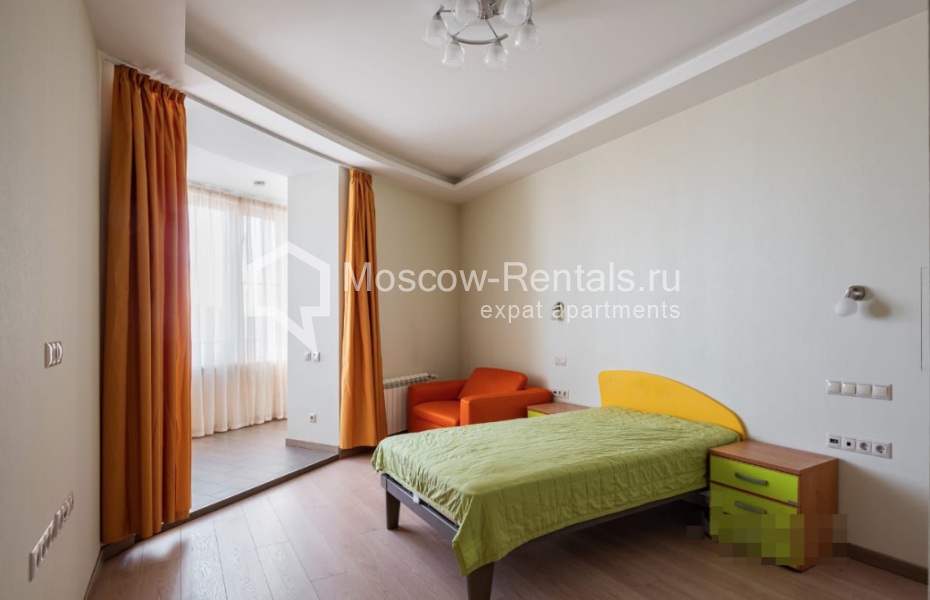 Photo #9 4-room (3 BR) apartment for <a href="http://moscow-rentals.ru/en/articles/long-term-rent" target="_blank">a long-term</a> rent
 in Russia, Moscow, Leninskyi prosp, 92к1
