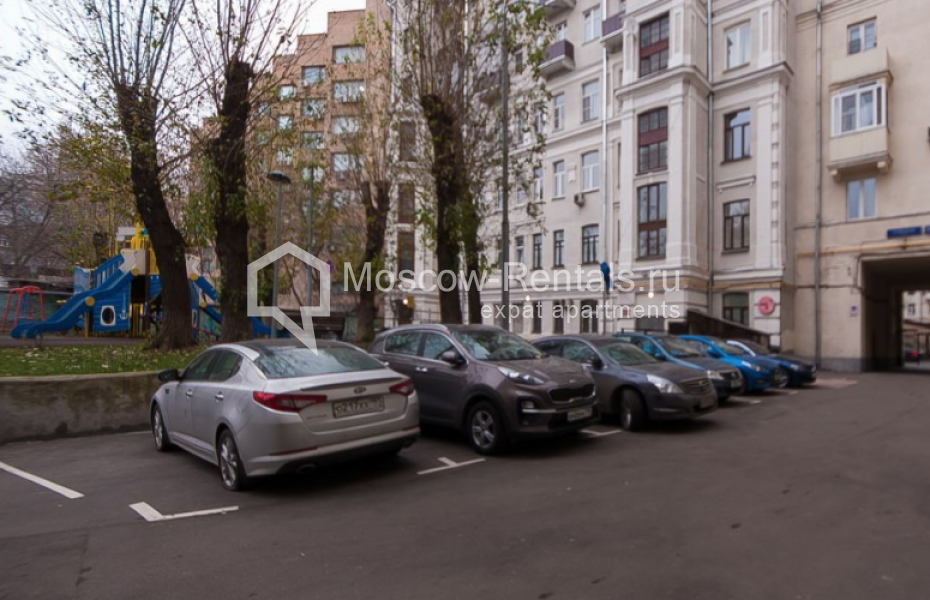 Photo #20 3-room (2 BR) apartment for <a href="http://moscow-rentals.ru/en/articles/long-term-rent" target="_blank">a long-term</a> rent
 in Russia, Moscow, Vasilievskaya str, 15
