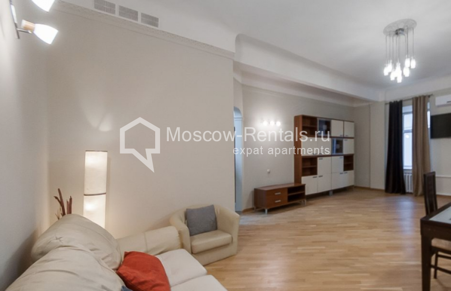 Photo #1 3-room (2 BR) apartment for <a href="http://moscow-rentals.ru/en/articles/long-term-rent" target="_blank">a long-term</a> rent
 in Russia, Moscow, Vasilievskaya str, 15