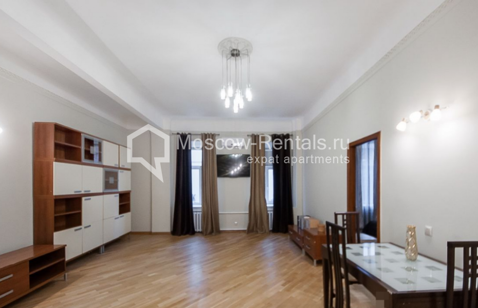 Photo #2 3-room (2 BR) apartment for <a href="http://moscow-rentals.ru/en/articles/long-term-rent" target="_blank">a long-term</a> rent
 in Russia, Moscow, Vasilievskaya str, 15