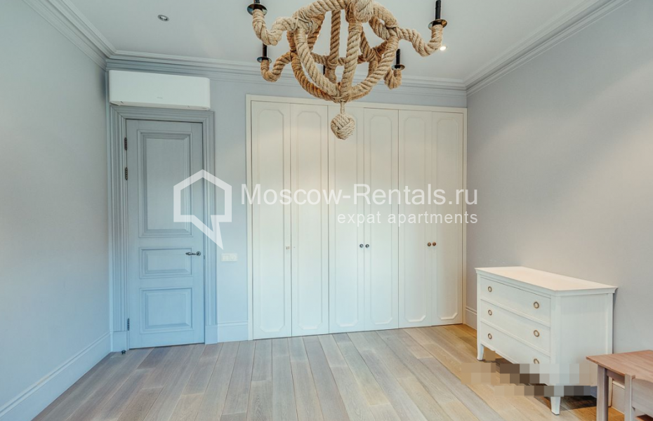 Photo #20 5-room (4 BR) apartment for <a href="http://moscow-rentals.ru/en/articles/long-term-rent" target="_blank">a long-term</a> rent
 in Russia, Moscow, Udaltsova str, 73