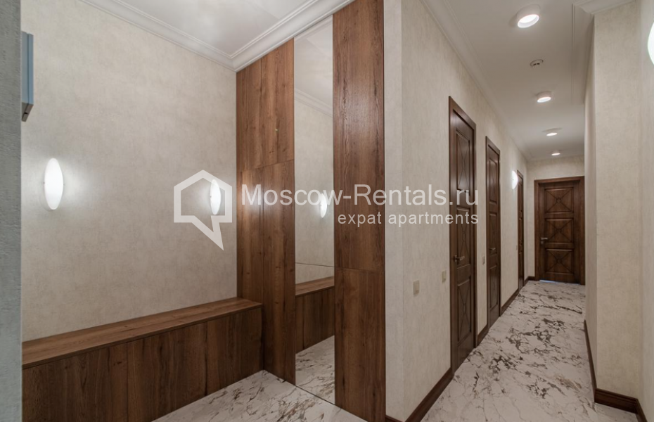 Photo #19 5-room (4 BR) apartment for <a href="http://moscow-rentals.ru/en/articles/long-term-rent" target="_blank">a long-term</a> rent
 in Russia, Moscow, Vavilova str, 4