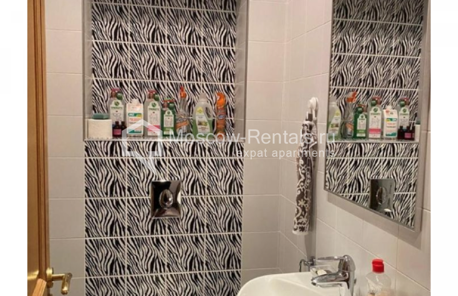 Photo #21 3-room (2 BR) apartment for <a href="http://moscow-rentals.ru/en/articles/long-term-rent" target="_blank">a long-term</a> rent
 in Russia, Moscow, Tverskaya str, 9