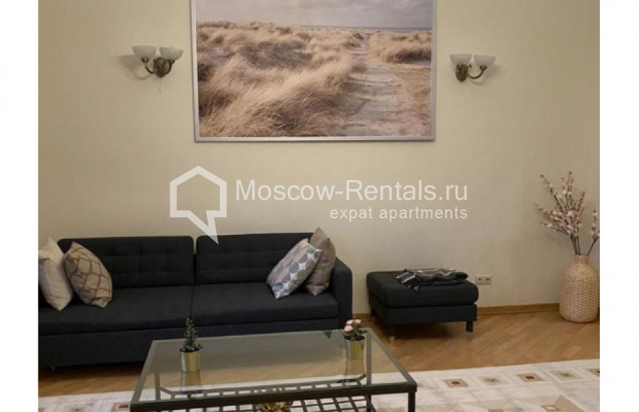 Photo #1 3-room (2 BR) apartment for <a href="http://moscow-rentals.ru/en/articles/long-term-rent" target="_blank">a long-term</a> rent
 in Russia, Moscow, Tverskaya str, 9