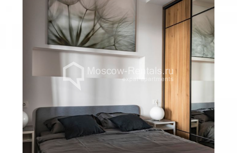 Photo #8 3-room (2 BR) apartment for <a href="http://moscow-rentals.ru/en/articles/long-term-rent" target="_blank">a long-term</a> rent
 in Russia, Moscow, Mosfilmovskaya str, 74Б