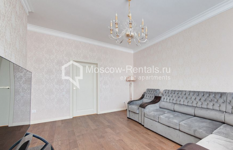 Photo #4 3-room (2 BR) apartment for <a href="http://moscow-rentals.ru/en/articles/long-term-rent" target="_blank">a long-term</a> rent
 in Russia, Moscow, Michurinskyi prosp, 5