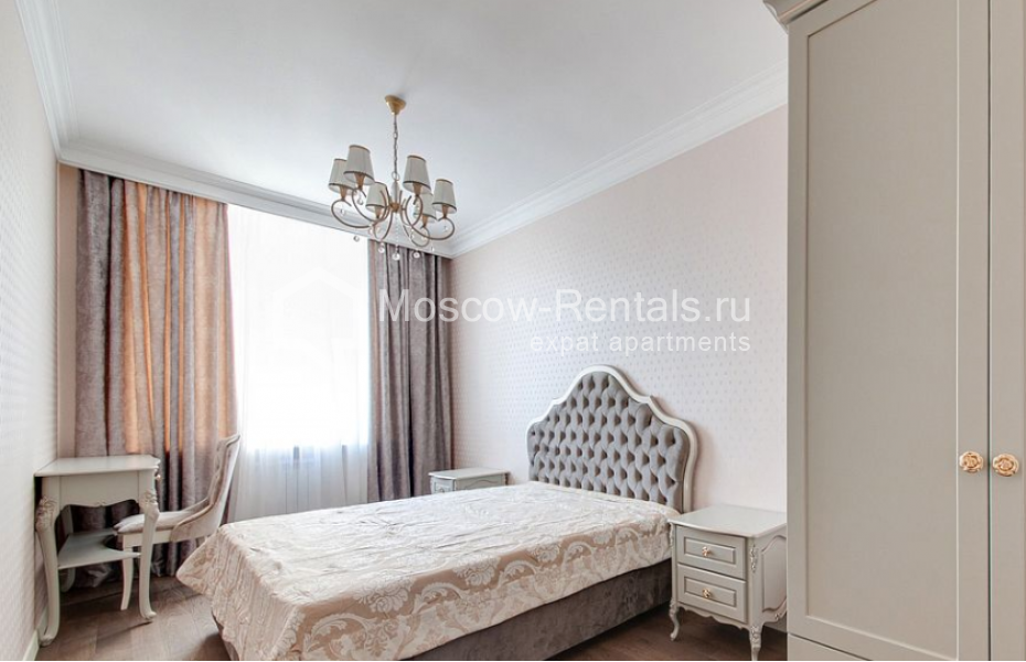 Photo #5 3-room (2 BR) apartment for <a href="http://moscow-rentals.ru/en/articles/long-term-rent" target="_blank">a long-term</a> rent
 in Russia, Moscow, Michurinskyi prosp, 5