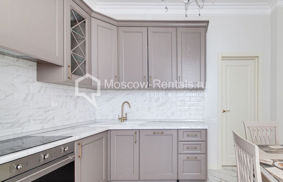 Photo #17 3-room (2 BR) apartment for <a href="http://moscow-rentals.ru/en/articles/long-term-rent" target="_blank">a long-term</a> rent
 in Russia, Moscow, Michurinskyi prosp, 5