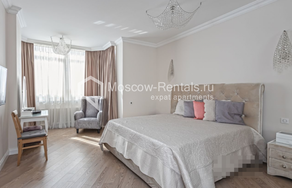 Photo #4 3-room (2 BR) apartment for <a href="http://moscow-rentals.ru/en/articles/long-term-rent" target="_blank">a long-term</a> rent
 in Russia, Moscow, Lomonosovskyi prosp, 25к5