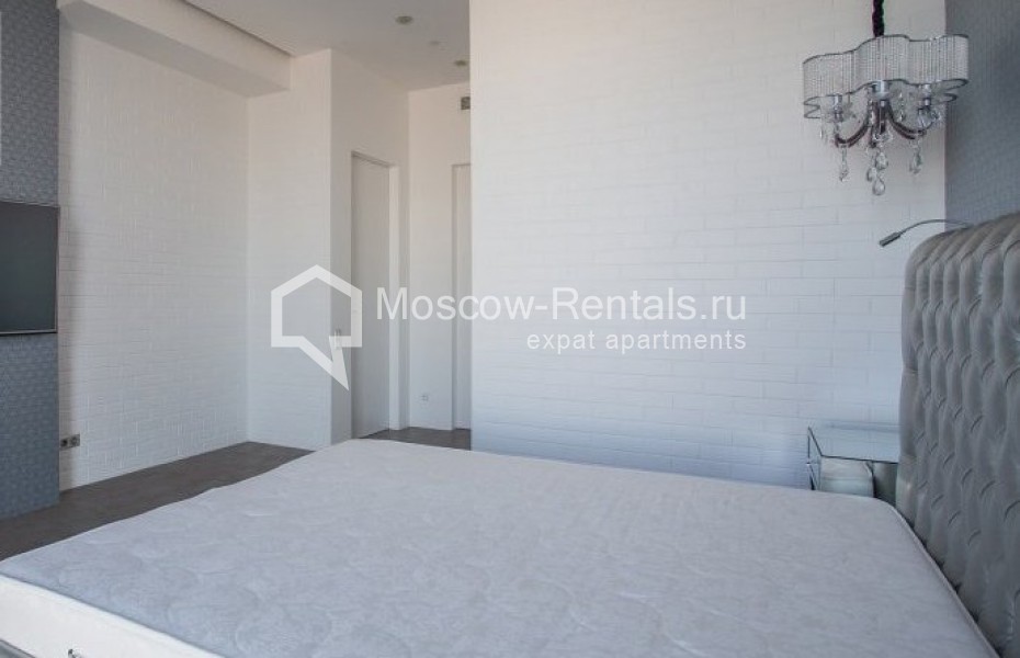 Photo #6 3-room (2 BR) apartment for <a href="http://moscow-rentals.ru/en/articles/long-term-rent" target="_blank">a long-term</a> rent
 in Russia, Moscow, Mosfilmovskaya str, 8