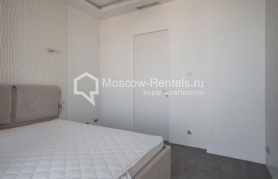 Photo #7 3-room (2 BR) apartment for <a href="http://moscow-rentals.ru/en/articles/long-term-rent" target="_blank">a long-term</a> rent
 in Russia, Moscow, Mosfilmovskaya str, 8