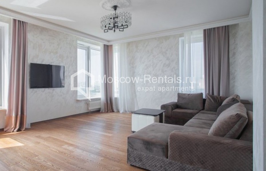 Photo #2 3-room (2 BR) apartment for <a href="http://moscow-rentals.ru/en/articles/long-term-rent" target="_blank">a long-term</a> rent
 in Russia, Moscow, Minskaya str, 2