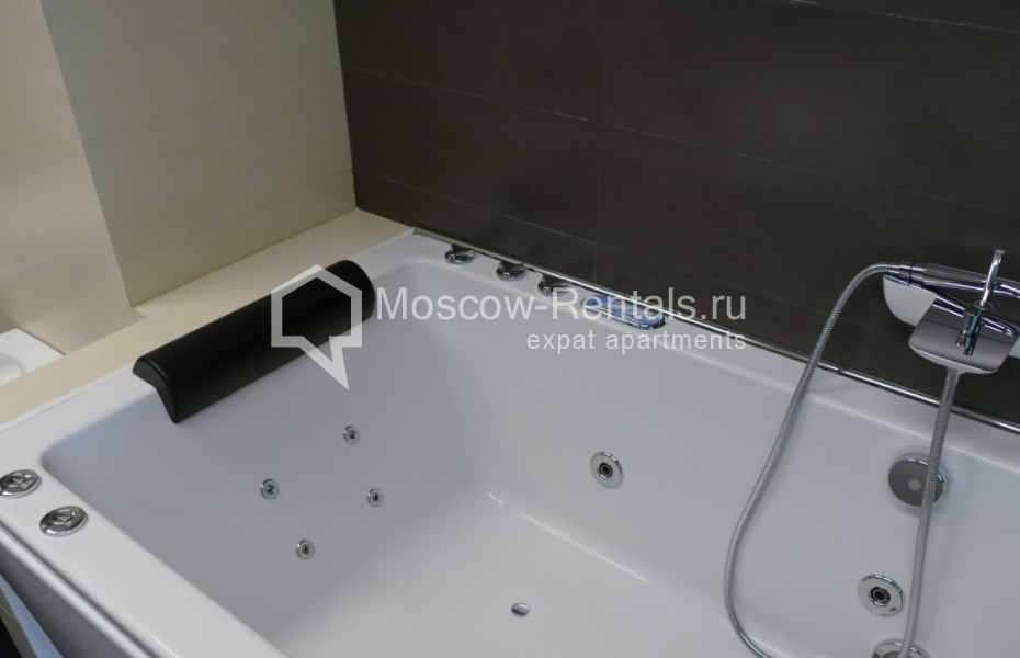 Photo #11 3-room (2 BR) apartment for <a href="http://moscow-rentals.ru/en/articles/long-term-rent" target="_blank">a long-term</a> rent
 in Russia, Moscow, Khoroshevskoe shosse, 12к1