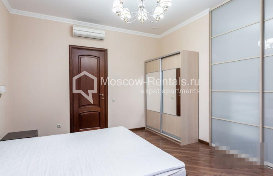Photo #6 3-room (2 BR) apartment for <a href="http://moscow-rentals.ru/en/articles/long-term-rent" target="_blank">a long-term</a> rent
 in Russia, Moscow, M. Nikolopeskovskyi lane, 8