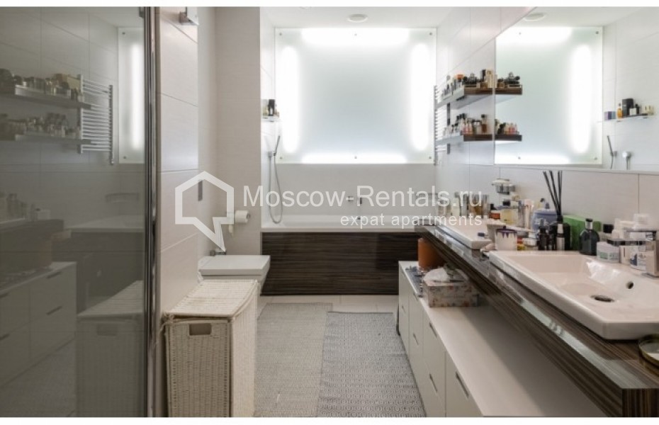 Photo #13 4-room (3 BR) apartment for <a href="http://moscow-rentals.ru/en/articles/long-term-rent" target="_blank">a long-term</a> rent
 in Russia, Moscow, M. Novopeskovskyi lane, 8