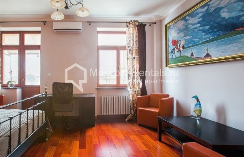 Photo #7 4-room (3 BR) apartment for <a href="http://moscow-rentals.ru/en/articles/long-term-rent" target="_blank">a long-term</a> rent
 in Russia, Moscow, Tverkskaya str, 19