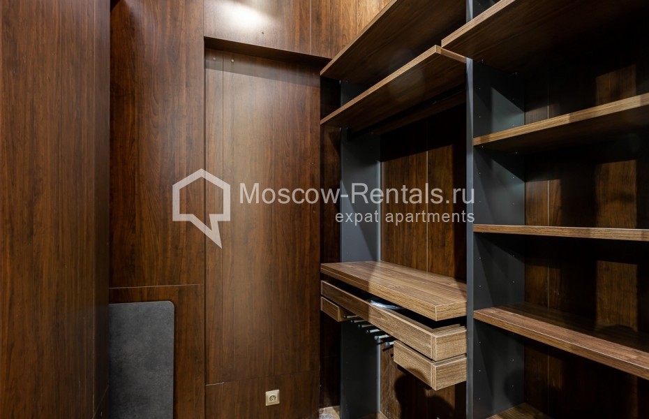 Photo #27 5-room (4 BR) apartment for <a href="http://moscow-rentals.ru/en/articles/long-term-rent" target="_blank">a long-term</a> rent
 in Russia, Moscow, Gogolevskyi lane, 23