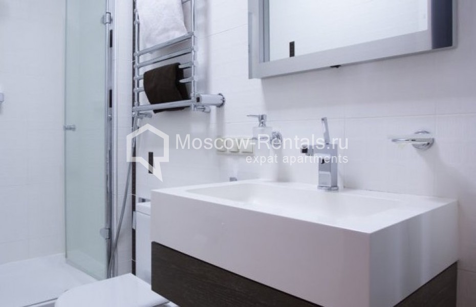 Photo #12 4-room (3 BR) apartment for <a href="http://moscow-rentals.ru/en/articles/long-term-rent" target="_blank">a long-term</a> rent
 in Russia, Moscow, Daev lane, 8