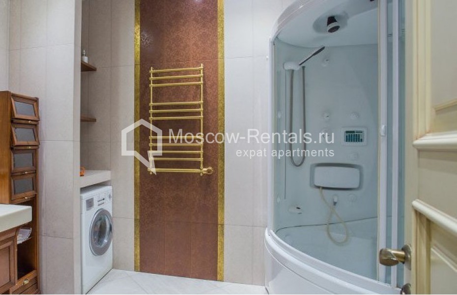 Photo #11 4-room (3 BR) apartment for <a href="http://moscow-rentals.ru/en/articles/long-term-rent" target="_blank">a long-term</a> rent
 in Russia, Moscow, M. Kozikhinskyi lane, 7