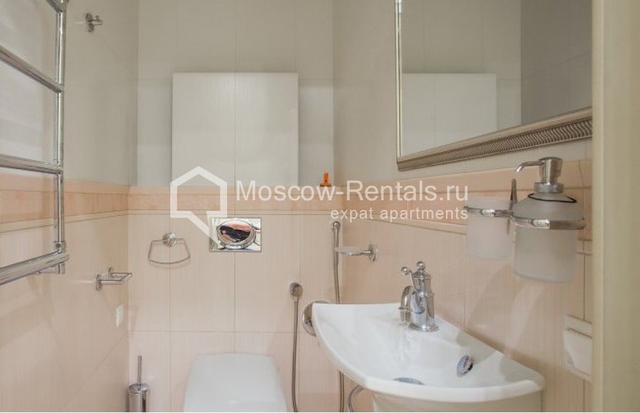 Photo #13 4-room (3 BR) apartment for <a href="http://moscow-rentals.ru/en/articles/long-term-rent" target="_blank">a long-term</a> rent
 in Russia, Moscow, M. Kozikhinskyi lane, 7