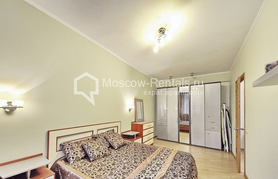 Photo #6 2-room (1 BR) apartment for <a href="http://moscow-rentals.ru/en/articles/long-term-rent" target="_blank">a long-term</a> rent
 in Russia, Moscow, Komsomolsky prosp, 34