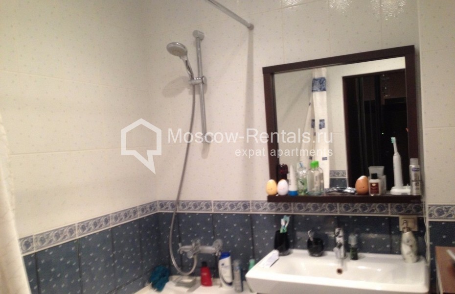 Photo #5 3-room (2 BR) apartment for <a href="http://moscow-rentals.ru/en/articles/long-term-rent" target="_blank">a long-term</a> rent
 in Russia, Moscow, Kievskaya str, 20