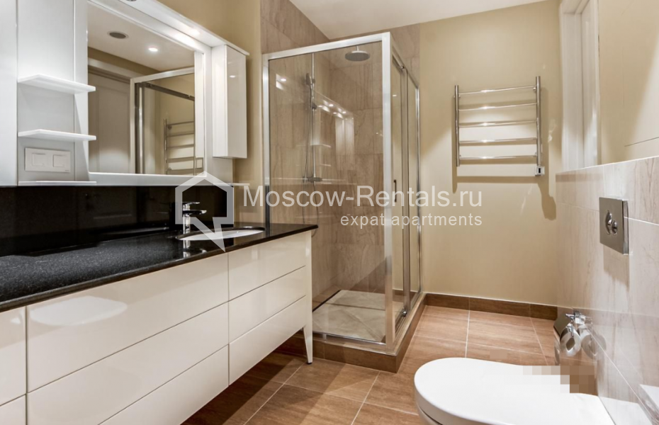 Photo #11 3-room (2 BR) apartment for <a href="http://moscow-rentals.ru/en/articles/long-term-rent" target="_blank">a long-term</a> rent
 in Russia, Moscow, 1st Krasnogvardeiskyi proezd, 15