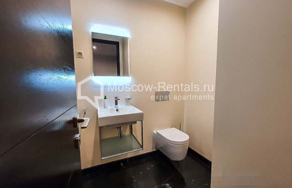 Photo #15 3-room (2 BR) apartment for <a href="http://moscow-rentals.ru/en/articles/long-term-rent" target="_blank">a long-term</a> rent
 in Russia, Moscow, 1st Krasnogvardeiskyi lane, 21с2