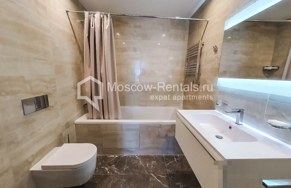 Photo #14 3-room (2 BR) apartment for <a href="http://moscow-rentals.ru/en/articles/long-term-rent" target="_blank">a long-term</a> rent
 in Russia, Moscow, 1st Krasnogvardeiskyi lane, 21с2