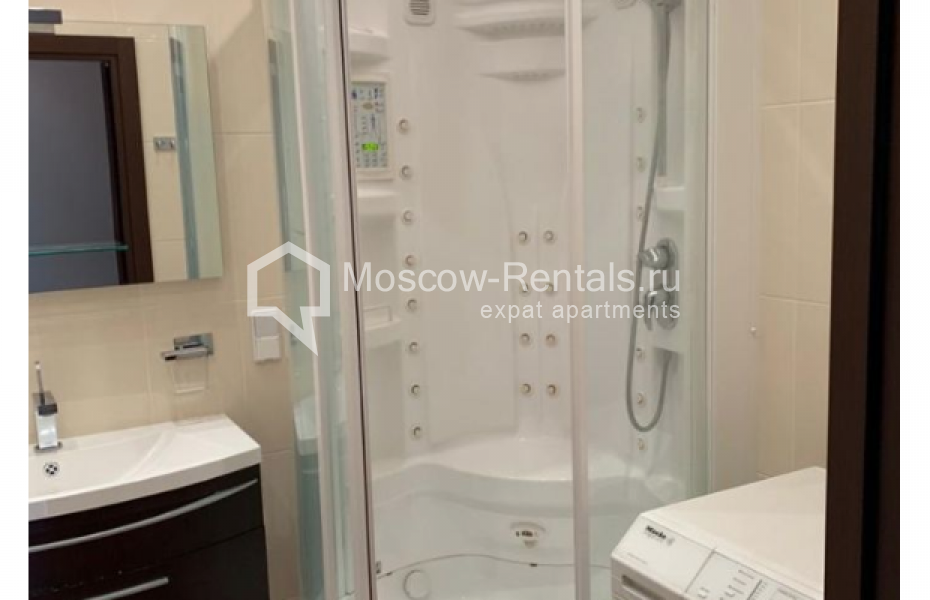 Photo #13 3-room (2 BR) apartment for <a href="http://moscow-rentals.ru/en/articles/long-term-rent" target="_blank">a long-term</a> rent
 in Russia, Moscow, Gilyarovskogo str, 50