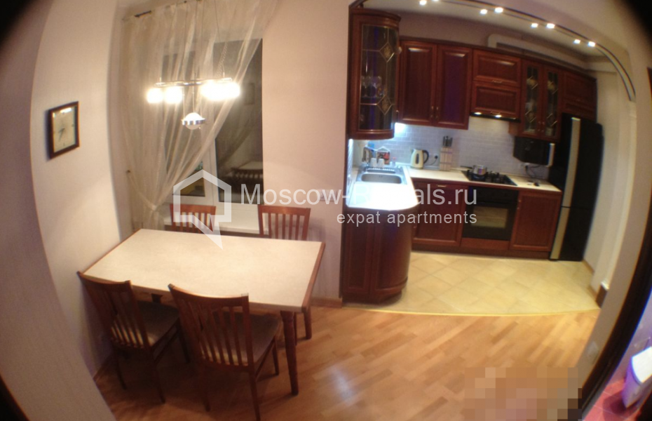 Photo #9 3-room (2 BR) apartment for <a href="http://moscow-rentals.ru/en/articles/long-term-rent" target="_blank">a long-term</a> rent
 in Russia, Moscow, Gazetnyi lane, 1/12