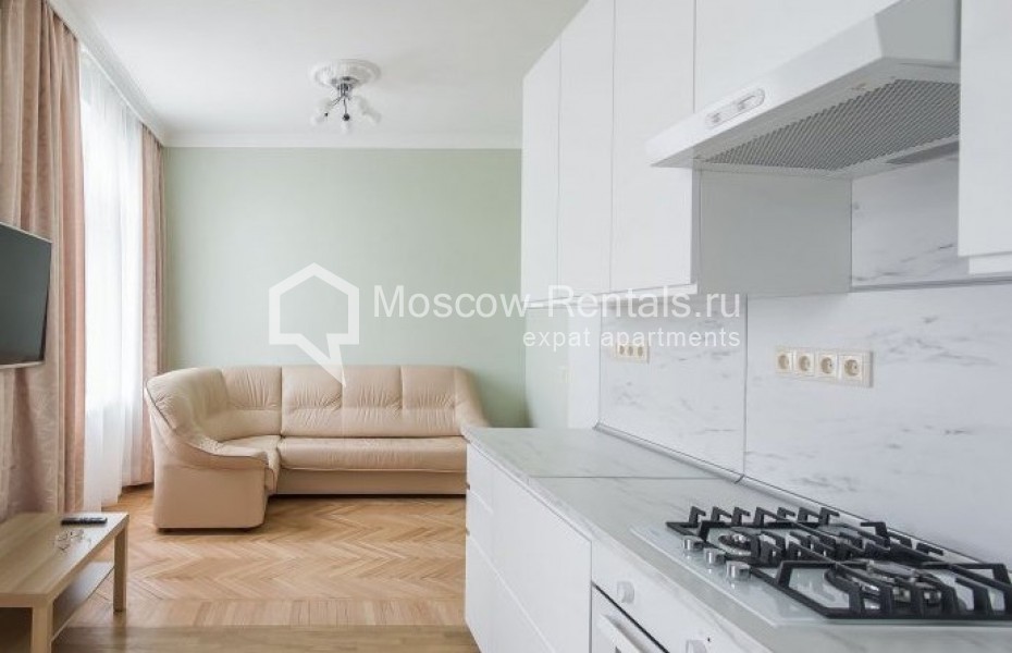 Photo #1 3-room (2 BR) apartment for <a href="http://moscow-rentals.ru/en/articles/long-term-rent" target="_blank">a long-term</a> rent
 in Russia, Moscow, Tverskaya str, 15