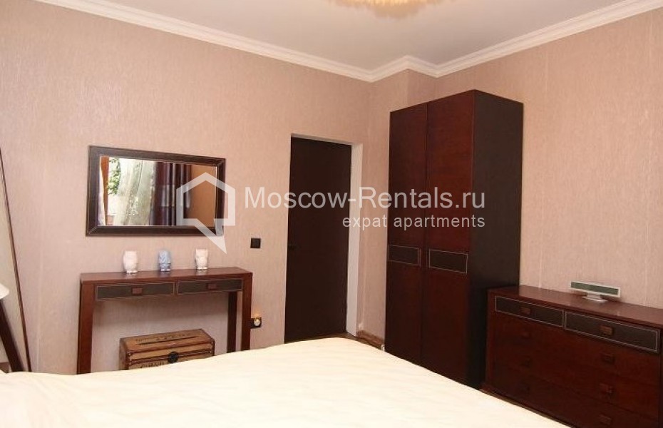 Photo #7 3-room (2 BR) apartment for <a href="http://moscow-rentals.ru/en/articles/long-term-rent" target="_blank">a long-term</a> rent
 in Russia, Moscow, Mansurovsky lane, 6