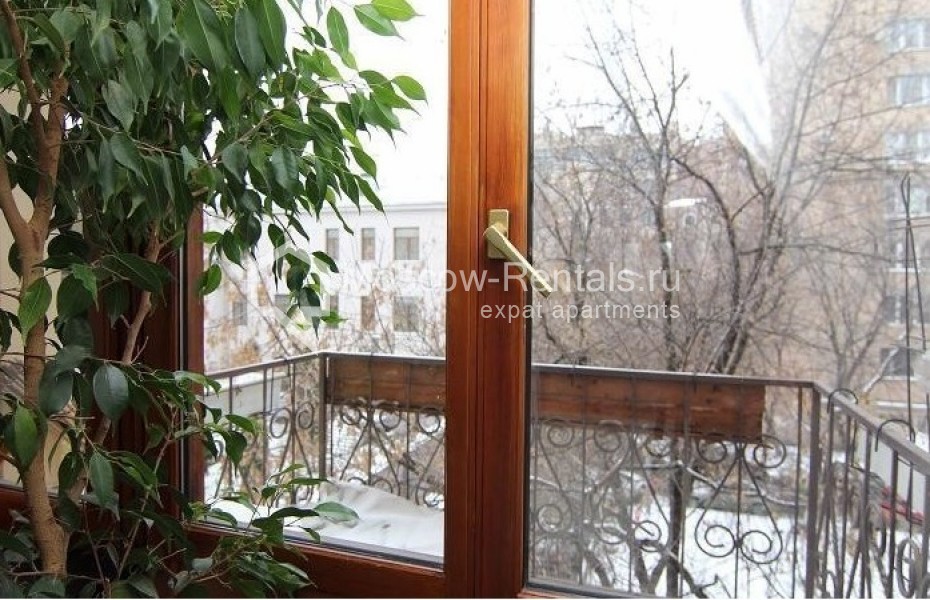 Photo #12 3-room (2 BR) apartment for <a href="http://moscow-rentals.ru/en/articles/long-term-rent" target="_blank">a long-term</a> rent
 in Russia, Moscow, Mansurovsky lane, 6