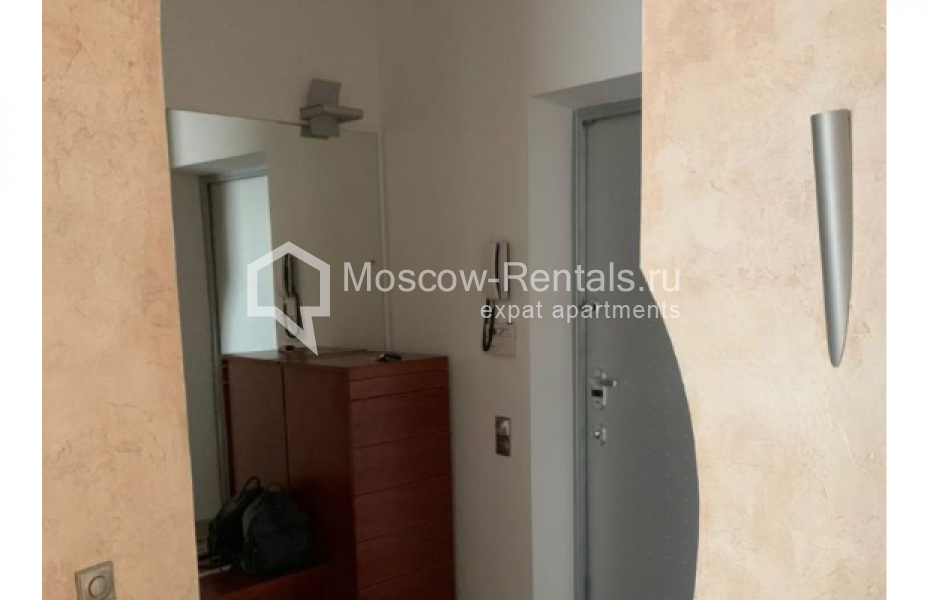 Photo #4 2-room (1 BR) apartment for <a href="http://moscow-rentals.ru/en/articles/long-term-rent" target="_blank">a long-term</a> rent
 in Russia, Moscow, Gilyarovskogo str, 4К1