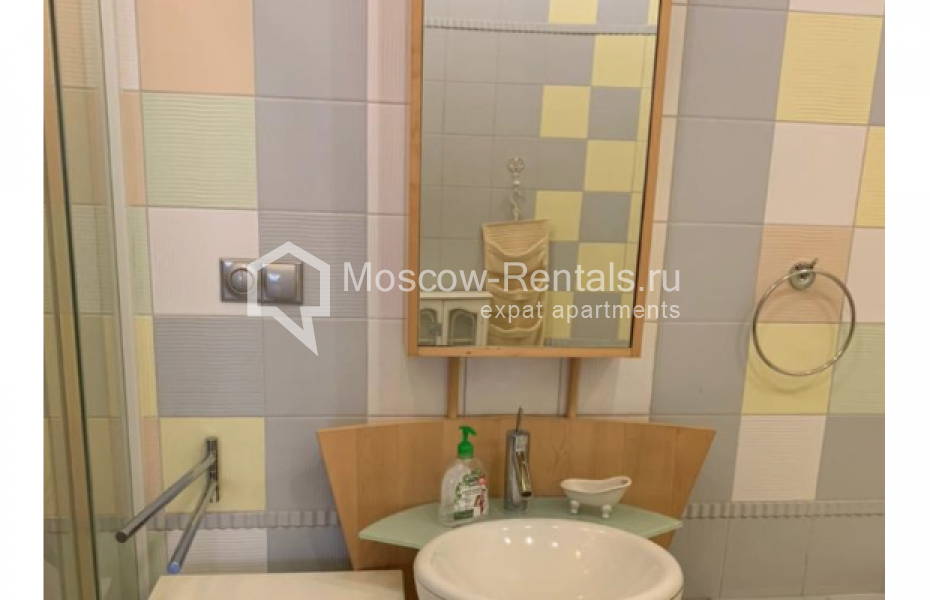 Photo #13 2-room (1 BR) apartment for <a href="http://moscow-rentals.ru/en/articles/long-term-rent" target="_blank">a long-term</a> rent
 in Russia, Moscow, Gilyarovskogo str, 4К1