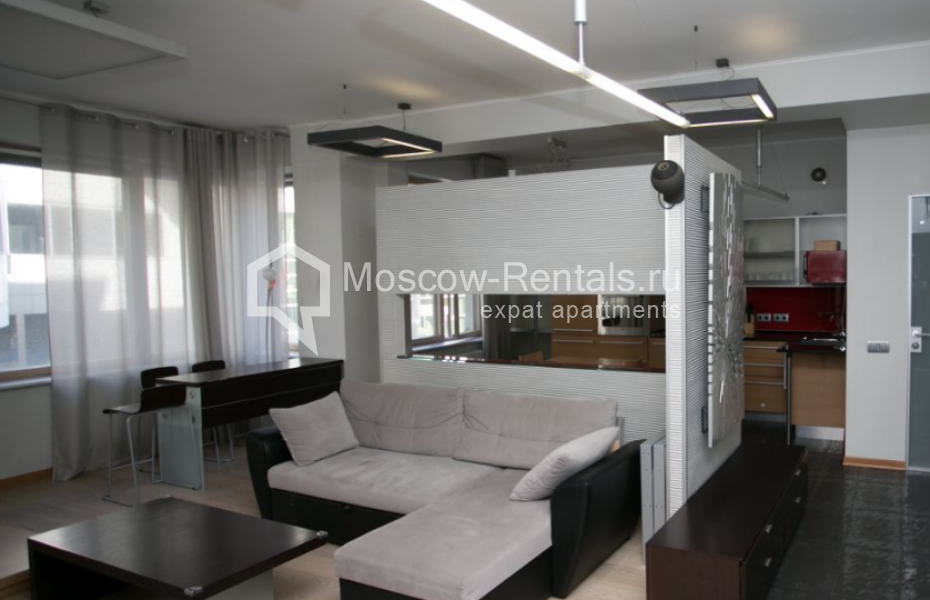 Photo #2 3-room (2 BR) apartment for <a href="http://moscow-rentals.ru/en/articles/long-term-rent" target="_blank">a long-term</a> rent
 in Russia, Moscow, B. Yakimanka, 17/2С2