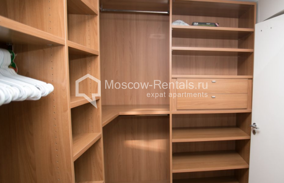 Photo #15 3-room (2 BR) apartment for <a href="http://moscow-rentals.ru/en/articles/long-term-rent" target="_blank">a long-term</a> rent
 in Russia, Moscow, B. Yakimanka, 17/2С2